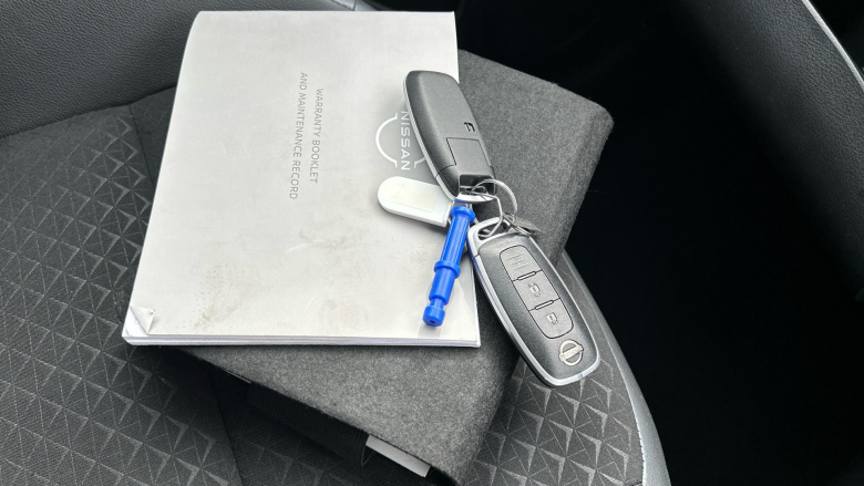 Nissan Juke 1.0 DiG-T 114 N-Connecta 5dr Petrol Hatchback